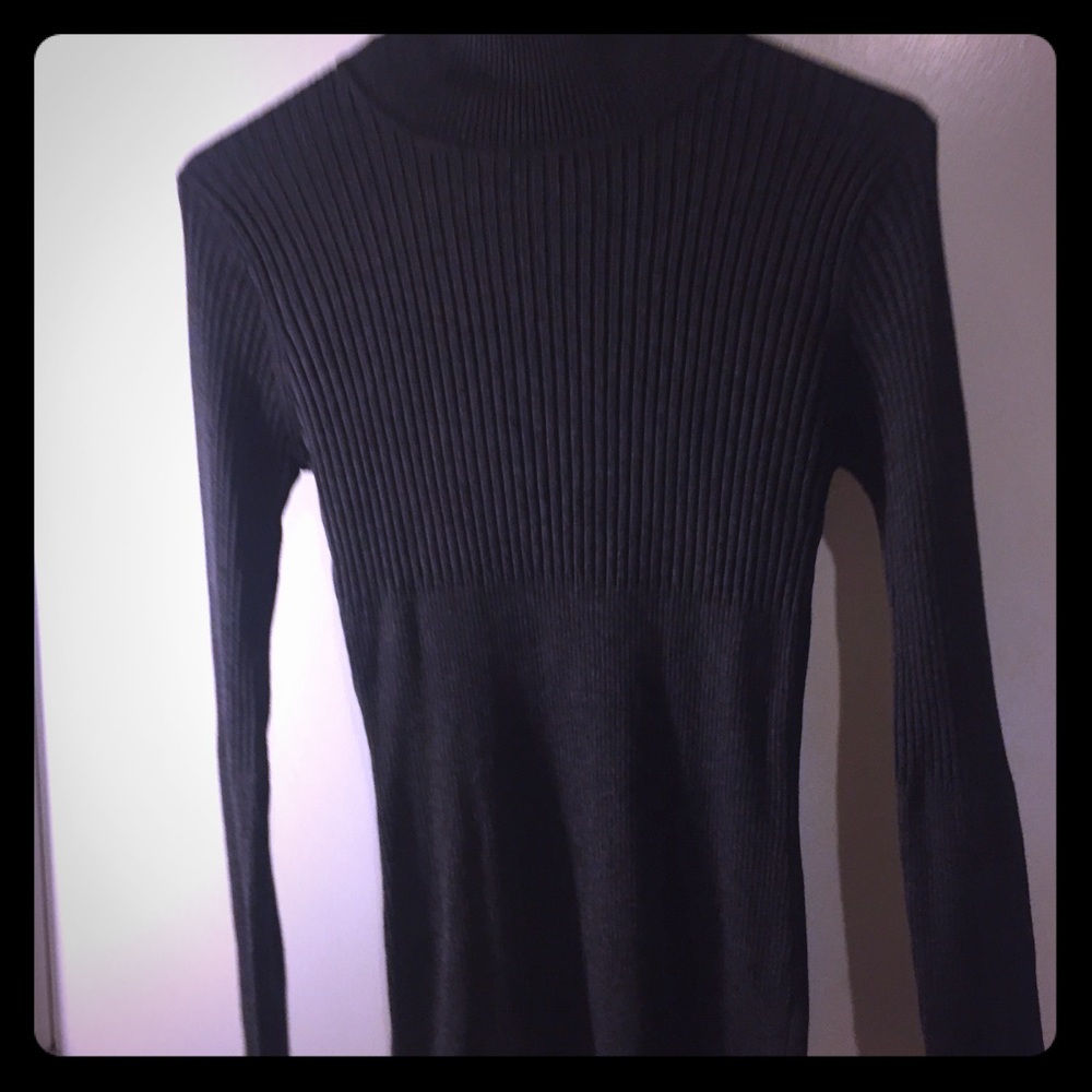 New Neiman Marcus turtleneck sweater